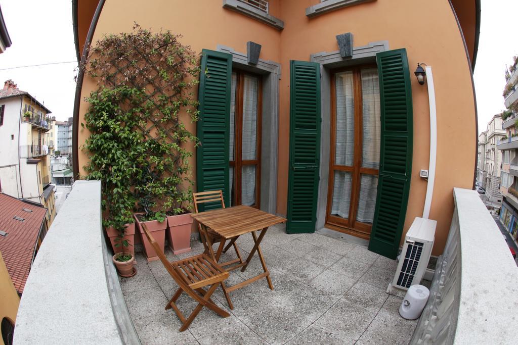 Central House Bergamo Apartment Стая снимка